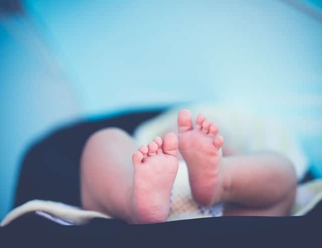 Do Babies Have Kneecaps? Here's What the Experts Say
