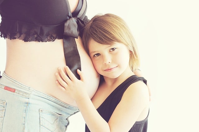 Know About Pregnancy With Mono-Mono Twins